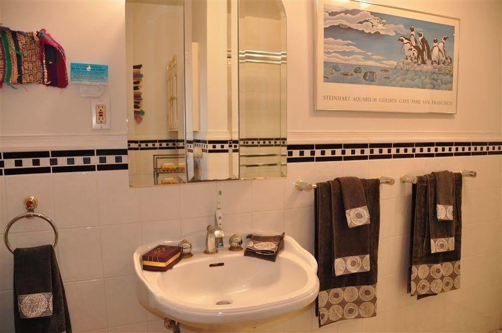Wayne Bed & Breakfast Inn (Adults Only) Buitenkant foto
